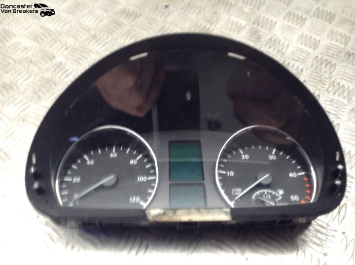 MERCEDES SPRINTER 2015 2.1 EURO 5 INSTRUMENT CLUSTER A9069005102 ...