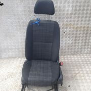 MERCEDES SPRINTER 2016 DRIVERS SEAT O/S FRONT SEAT GOOD CONDITION 2
