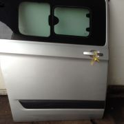 FORD TRANSIT TOURNEO CUSTOM 66 PLATE O/S DRIVERS SIDE LOADING DOOR GLAZED (SILVER)