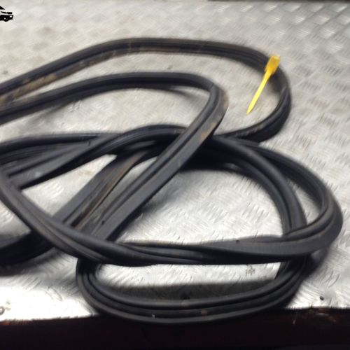 FORD TRANSIT CUSTOM 2016 REAR RIGHT DOOR SEAL BK21V437N00