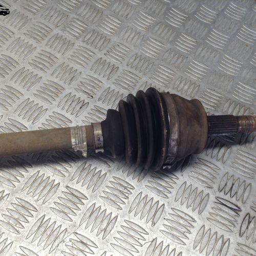 FIAT DOBLO/COMBO 1.3 CDTI 2015 5SPEED O/S DRIVERS DRIVESHAFT