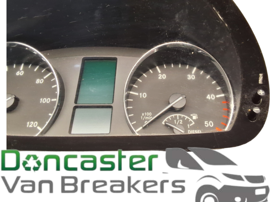 MERCEDES SPRINTER 2014 INSTRUMENT CLUSTER A9069005800 - Doncaster Van ...