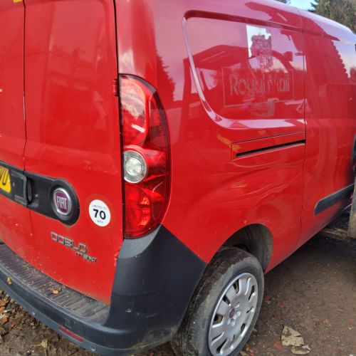 JUST IN FOR BREAKING FIAT DOBLO 1.3 CDTI ONLY 41,000 MILES ENGINE AVAILABLE 1