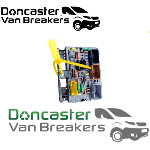 PEUGEOT PARTNER / CITROEN BERLINGO 1.6 HDI 2017 UNDER BONNET FUSE BOX 9807028780 BSM 3