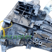 PEUGEOT BOXER / RELAY 2.2 206P20 6 SPEED MANUAL GEARBOX SPARES OR REPAIRS NOT USED PARTS NOT WORKING HOLE IN SIDE DUE TO DRIVE SHAFT IMPACT