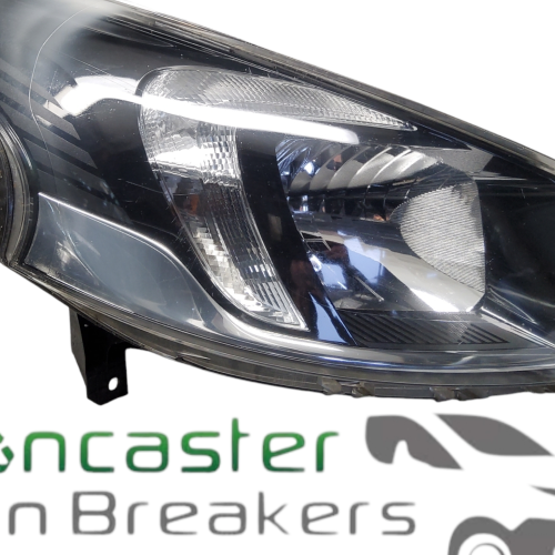 VAUXHALL VIVARO / TRAFFIC 1.6 2016 O/S DRIVERS HEADLIGHT 260108099R