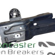 PEUGEOT BOXER / RELAY 2022 2.2 DW12 UPPER RADIATOR MOUNTING BRACKETS X2