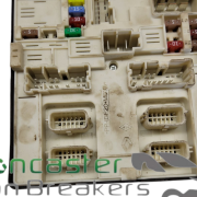 VAUXHALL MOVANO B 2021 FUSE BOX MODULE 284B67365R