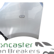 VAUXHALL VIVARO/ TRAFFIC 2017 N/S/F GENUINE WING IN SILVER GOOD CONDITION