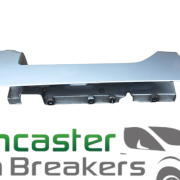 VAUXHALL VIVARO/RENAULT TRAFFIC 2017 1.6 O/S REAR LIGHT SURROUND 105850A2