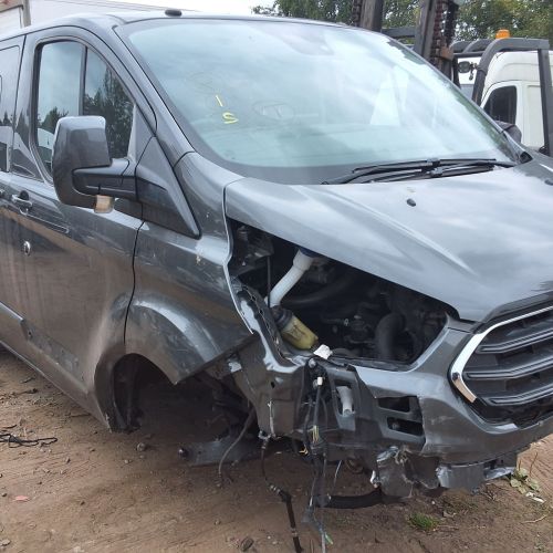 JUST IN FOR BREAKING - FORD TRANSIT CUSTOM 2020 2.0 AUTOMATIC CREW CAB