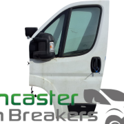 PEUGEOT BOXER/RELAY 2020 N/S PASSENGERS DOOR IN WHITE MIRROR CRACKED SEE IN PHOTOS