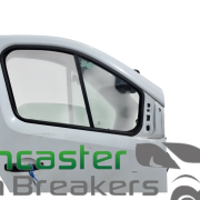 RENAULT TRAFFIC/VIVARO 2017 O/S FRONT DRIVERS DOOR IN WHITE