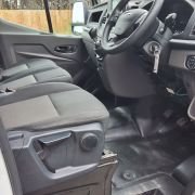 FORD TRANSIT 350 LEADER LUTON BOX VAN TAIL LIFT 2022 EURO 6 2.0 RWD