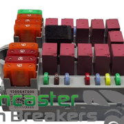 PEUGEOT BOXER/RELAY 2023 UNDER BONNET FUSE BOX 1398647080