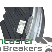 MERCEDES SPRINTER 2024 N/S PASSENGER HEADLIGHT A9109060200 (CRACKED AND 1 LUG MISSING)