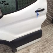 FORD TRANSIT MK8 N/S/F PASSENGER DOOR COMPLETE AS IN PHOTOS MINUS THE MIRROR