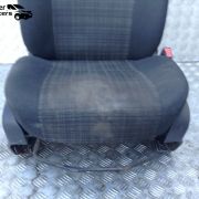 MERCEDES SPRINTER 2015 O/S/F DRIVERS SEAT (NEEDS RECOVERING) RIPPED