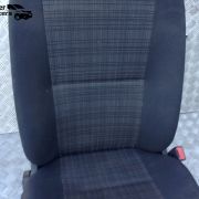 MERCEDES SPRINTER 2015 O/S/F DRIVERS SEAT (NEEDS RECOVERING) RIPPED