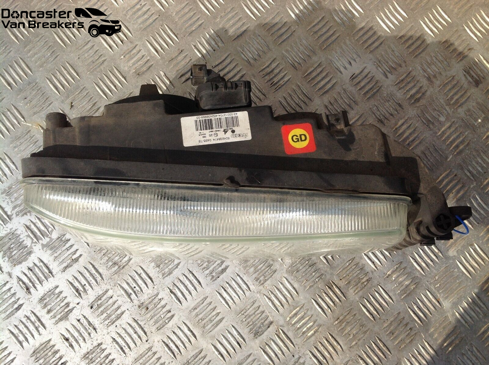 IVECO EUROCARGOL HEADLIGHT O/S DRIVERS SIDE / RIGHT HAND SIDE 504238414