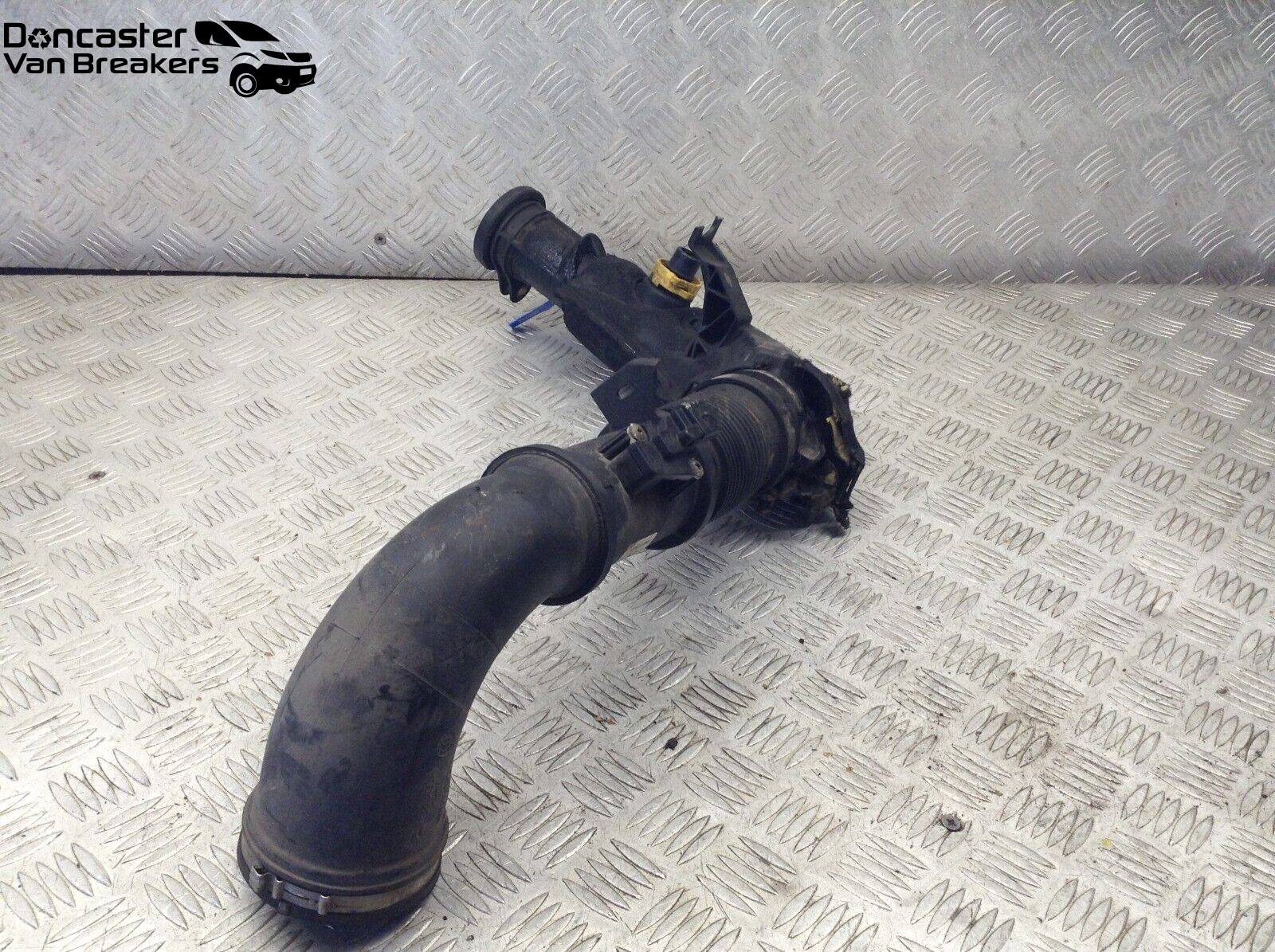CITREON RELAY 2.0 2019 DW10 AIR INTAKE PIPE 1394223080