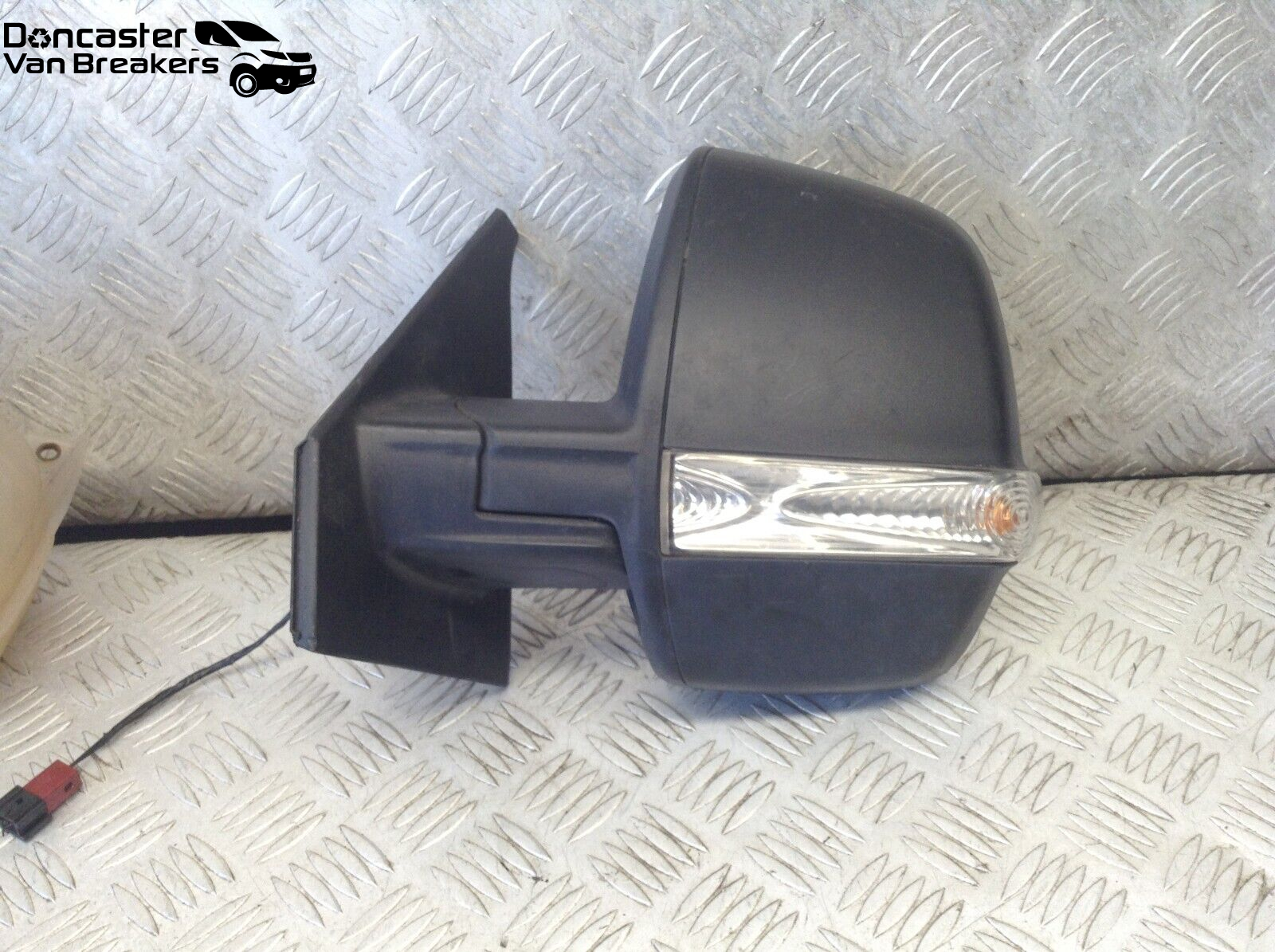 FIAT DOBLO 2015 N/S MANUALLY OPERATED DOOR MIRROR WITH INDICATOR