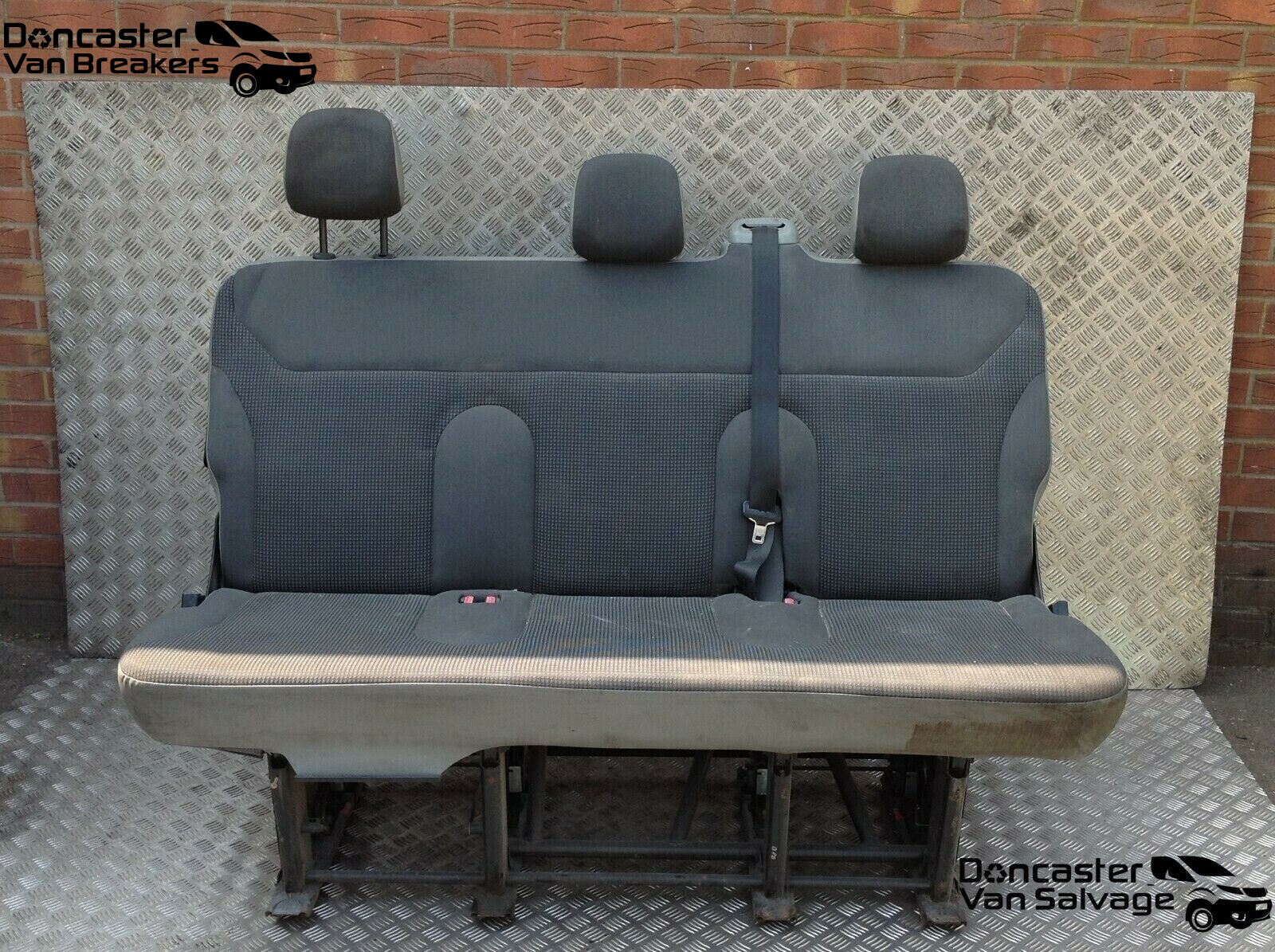 FORD TRANSIT MK7 REAR SEAT CONVERSION / TRIPLE SEAT