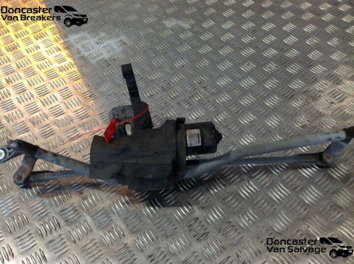 FIAT DUCATO 2018 WIPER MOTOR AND MECHANISM 1363339080 Doncaster Van