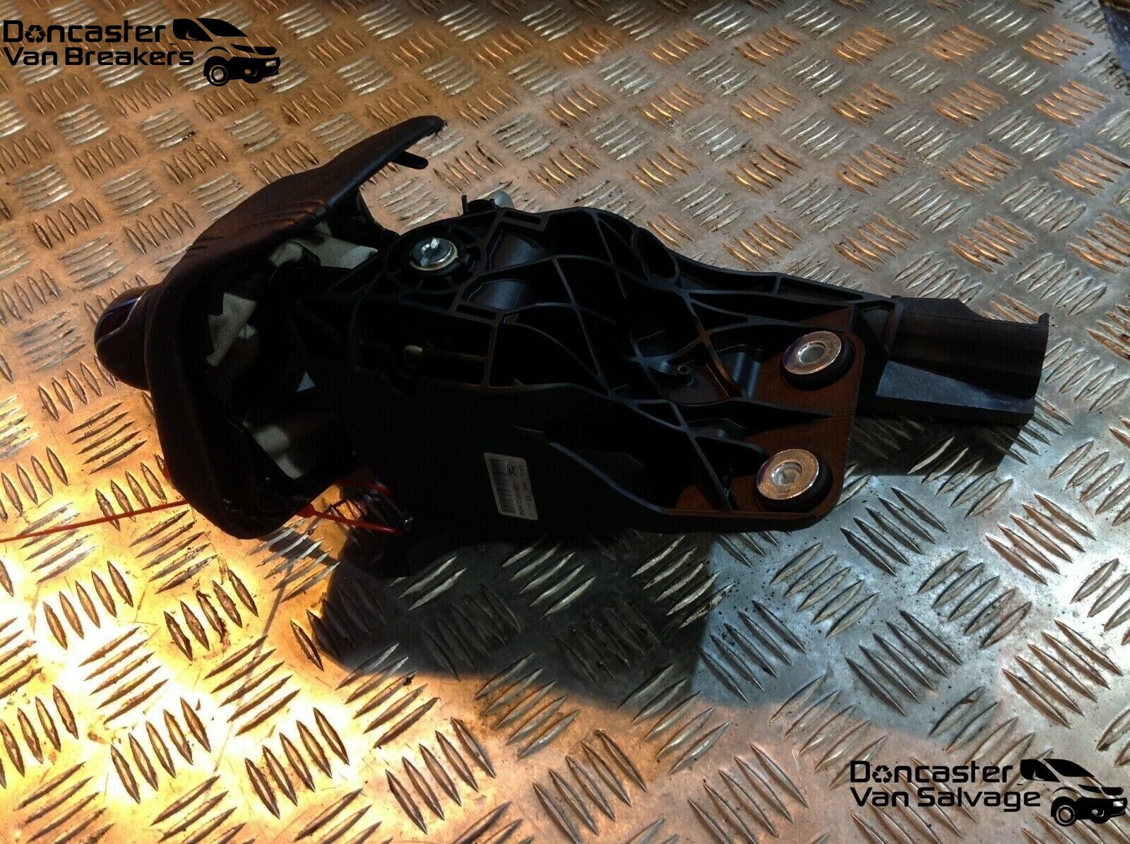 FORD TRANSIT CUSTOM GEAR LEVER AND LINKAGE BK2R7C453MBD Doncaster Van